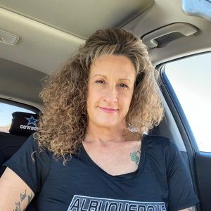 Meet your Posher, Dawn